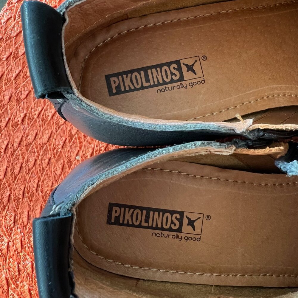 Pikolinos Ankle Boots - Picture 2 of 8